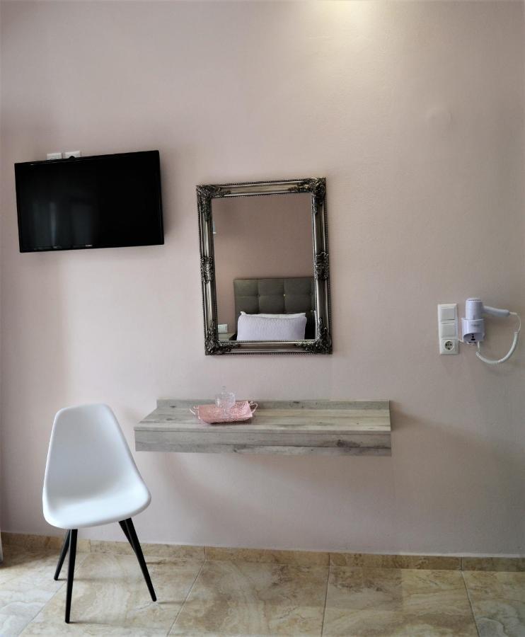 Ioni Rooms Potos Exterior foto