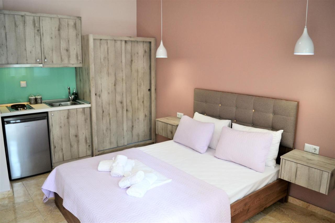 Ioni Rooms Potos Exterior foto